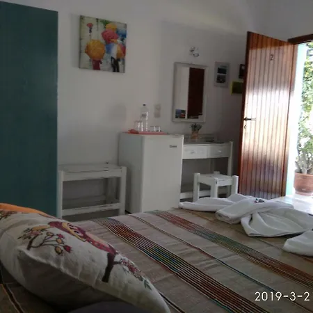 Jodi's Casa de hóspedes Pitsidia