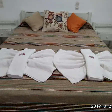Casa de hóspedes Jodi's 3*