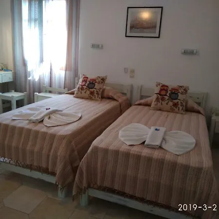 Casa de hóspedes Jodi's 3*